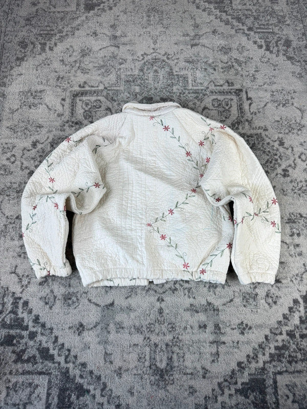 Veste en quilt crop style sportswear design unique vintage fait main upcyclé retravaillé n•806