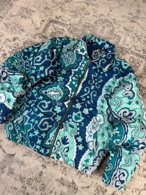 Veste en quilt crop style sportswear design unique vintage fait main upcyclé retravaillé n•808