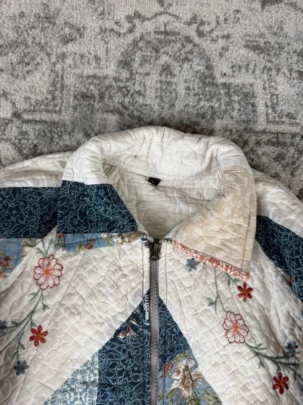 Veste en quilt crop style sportswear design unique vintage fait main upcyclé retravaillé n•809