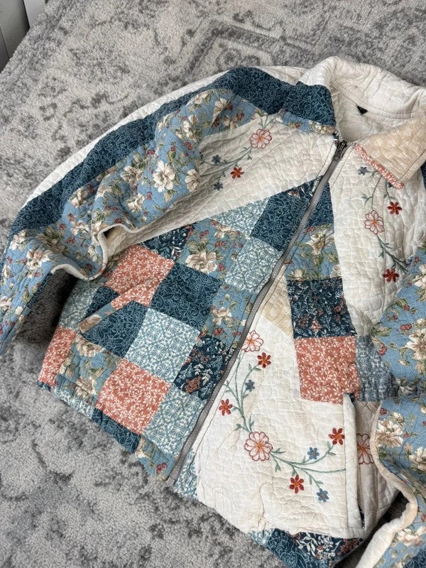 Veste en quilt crop style sportswear design unique vintage fait main upcyclé retravaillé n•809
