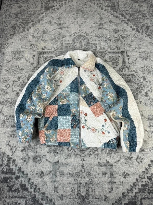 Veste en quilt crop style sportswear design unique vintage fait main upcyclé retravaillé n•809