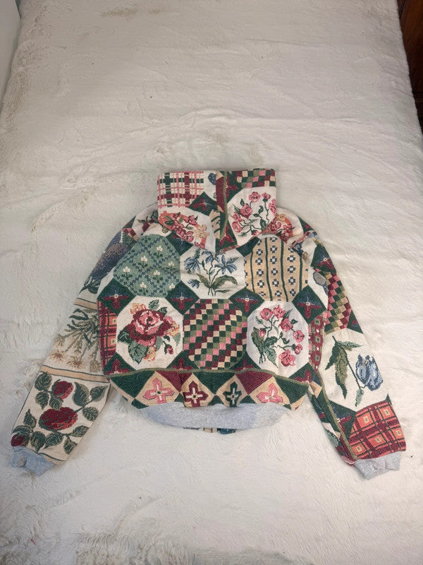 Veste à capuche en tapisserie design unique fait main upcyclé retravaillé et tissé taille L n•910