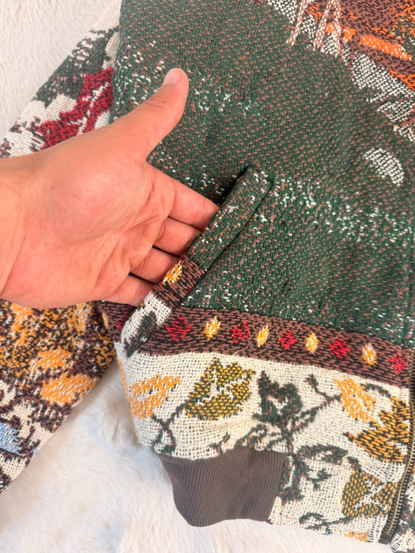 Veste à capuche en tapisserie design unique fait main upcyclé retravaillé et tissé taille L n•911
