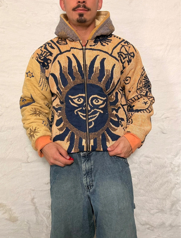 Veste à capuche en tapisserie design unique fait main upcyclé retravaillé et tissé taille XS n•926
