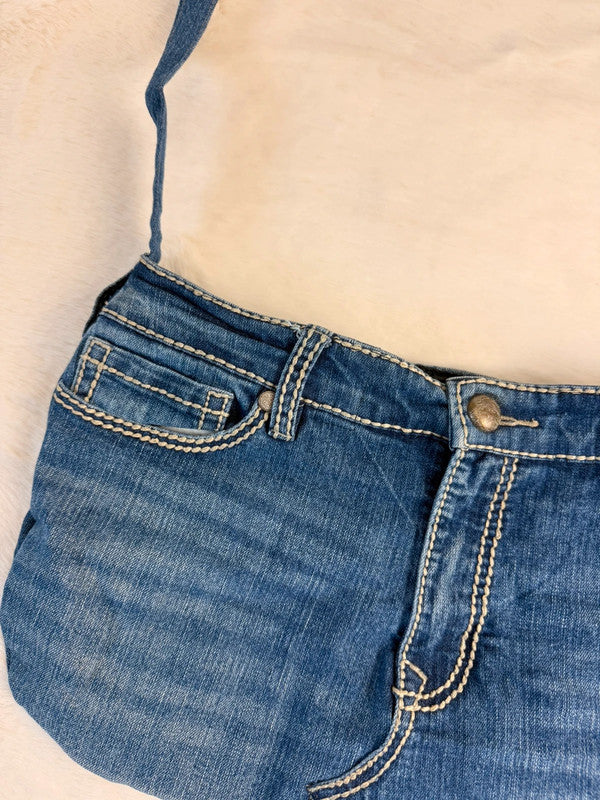 Sac à main en jean design unique fait main upcyclé retravaillé taille unique n•927