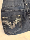 Sac à main en jean design unique fait main upcyclé retravaillé taille unique n•928