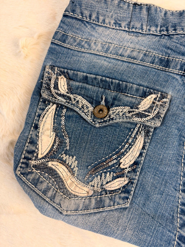 Sac à main en jean design unique fait main upcyclé retravaillé taille unique n•929