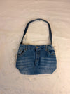 Sac à main en jean design unique fait main upcyclé retravaillé taille unique n•929