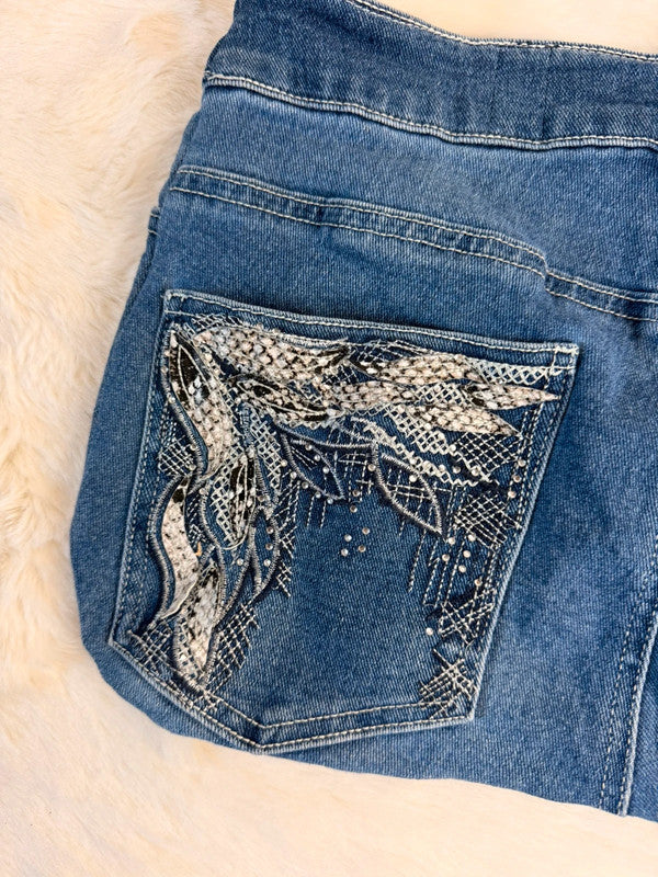 Sac à main en jean design unique fait main upcyclé retravaillé taille unique n•932