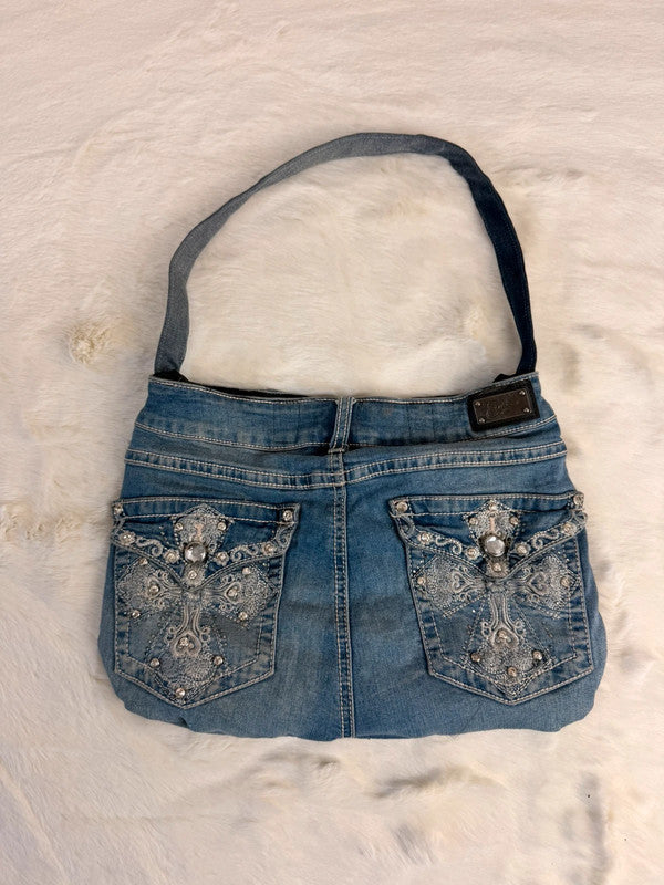 Sac à main en jean design unique fait main upcyclé retravaillé taille unique n•936