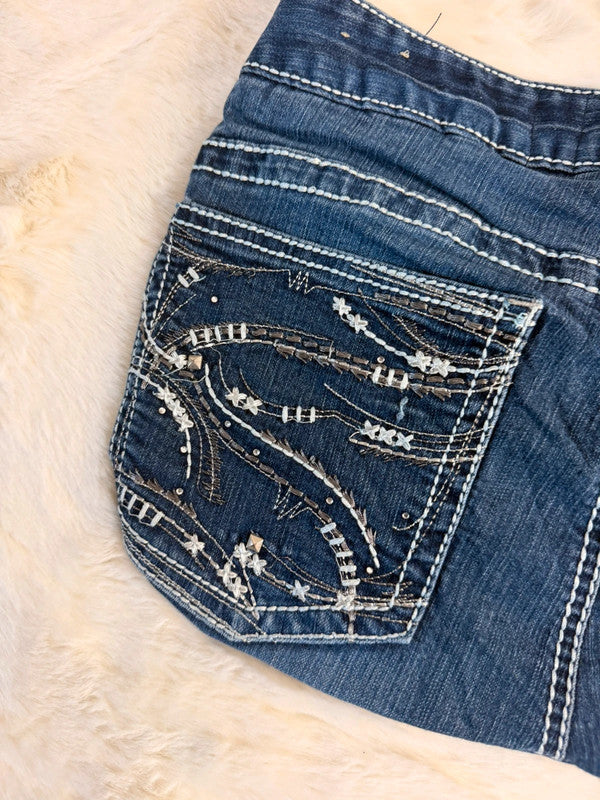 Sac à main en jean design unique fait main upcyclé retravaillé taille unique n•939