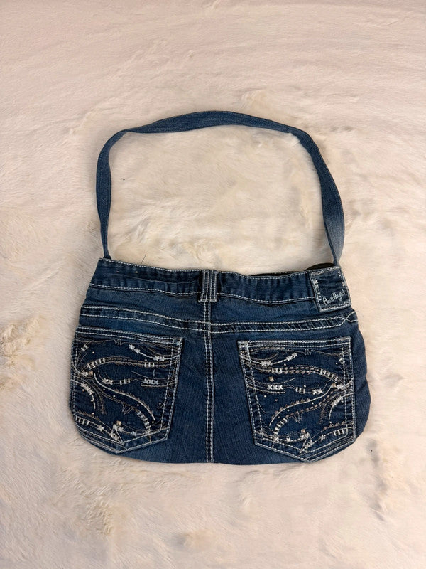 Sac à main en jean design unique fait main upcyclé retravaillé taille unique n•939