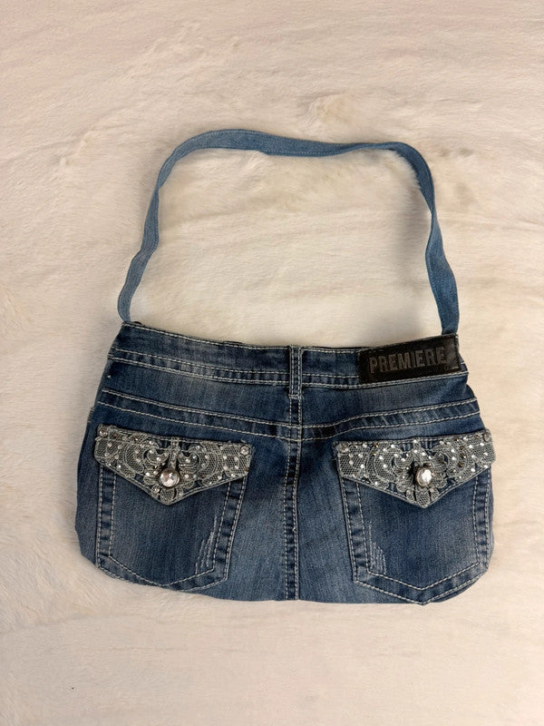 Sac à main en jean design unique fait main upcyclé retravaillé taille unique n•941