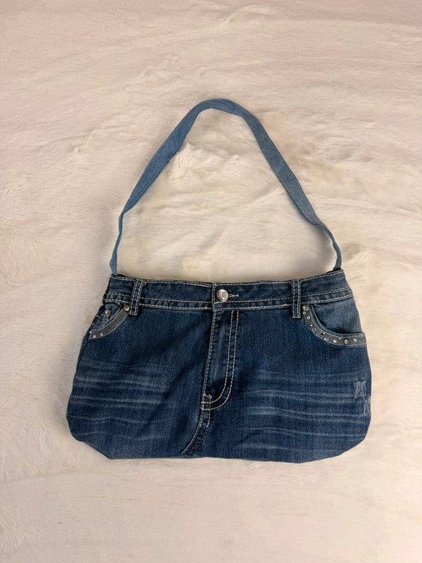Sac à main en jean design unique fait main upcyclé retravaillé taille unique n•941