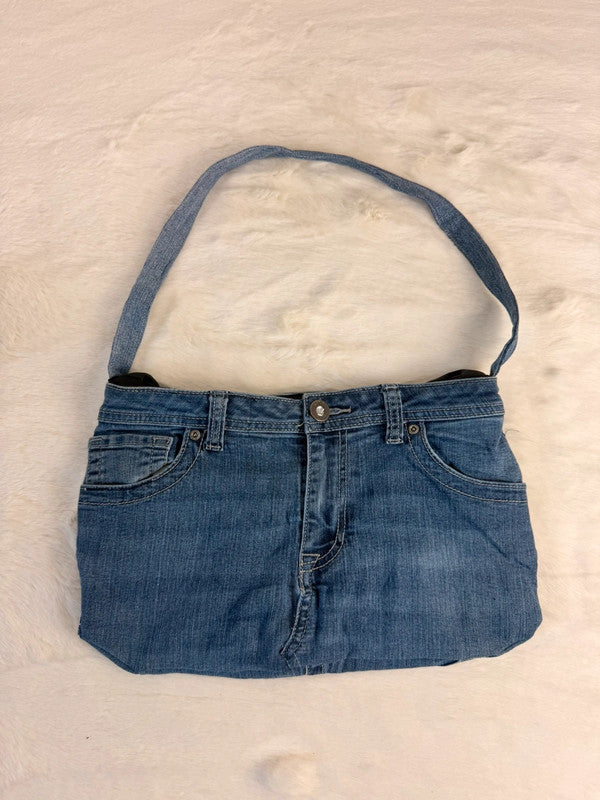 Sac à main en jean design unique fait main upcyclé retravaillé taille unique n•942