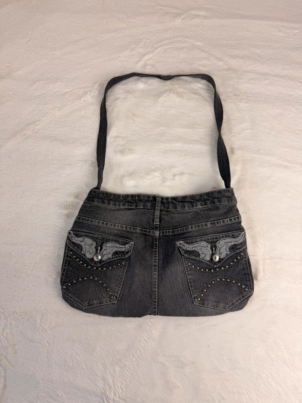 Sac à main en jean design unique fait main upcyclé retravaillé taille unique n•947