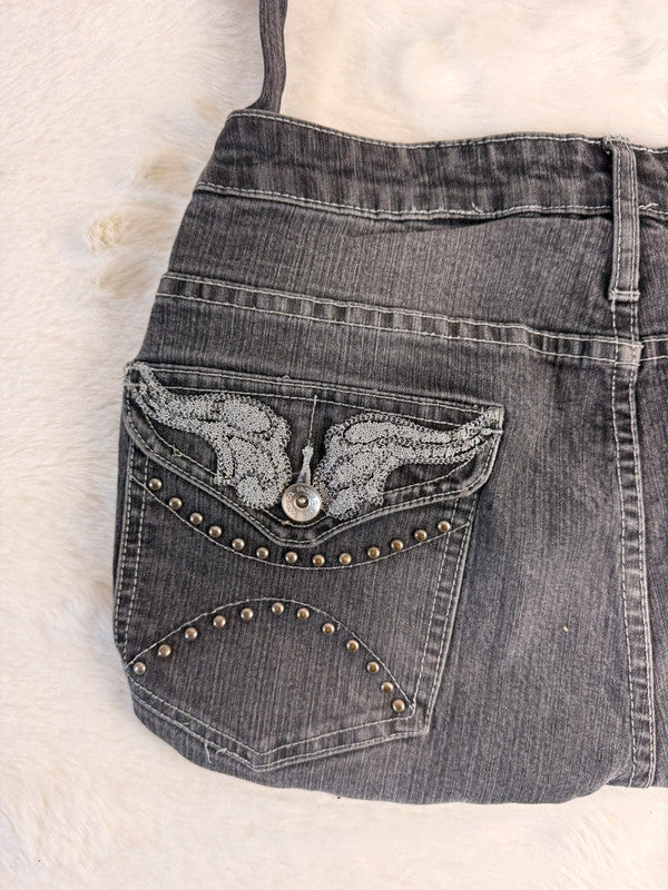Sac à main en jean design unique fait main upcyclé retravaillé taille unique n•947