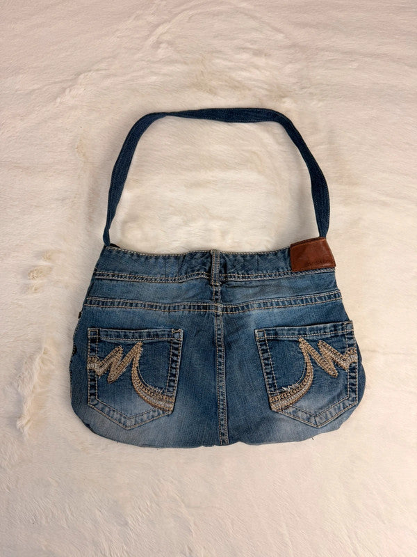 Sac à main en jean design unique fait main upcyclé retravaillé taille unique n•950