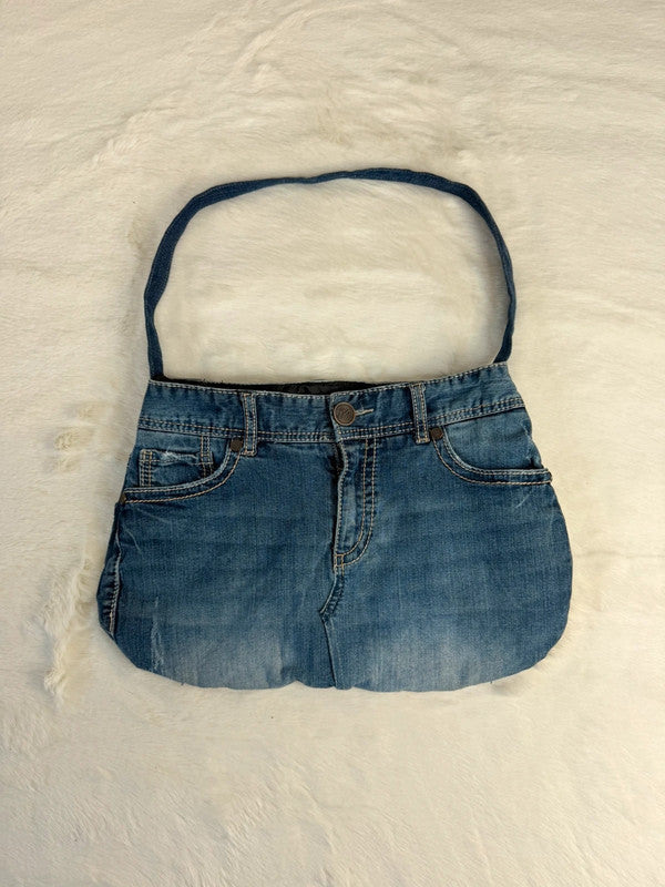 Sac à main en jean design unique fait main upcyclé retravaillé taille unique n•950