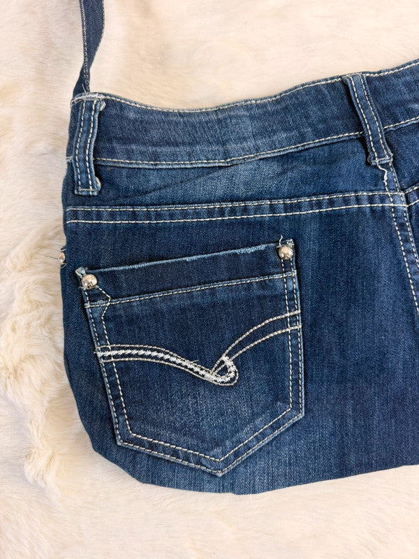 Sac à main en jean design unique fait main upcyclé retravaillé taille unique n•951