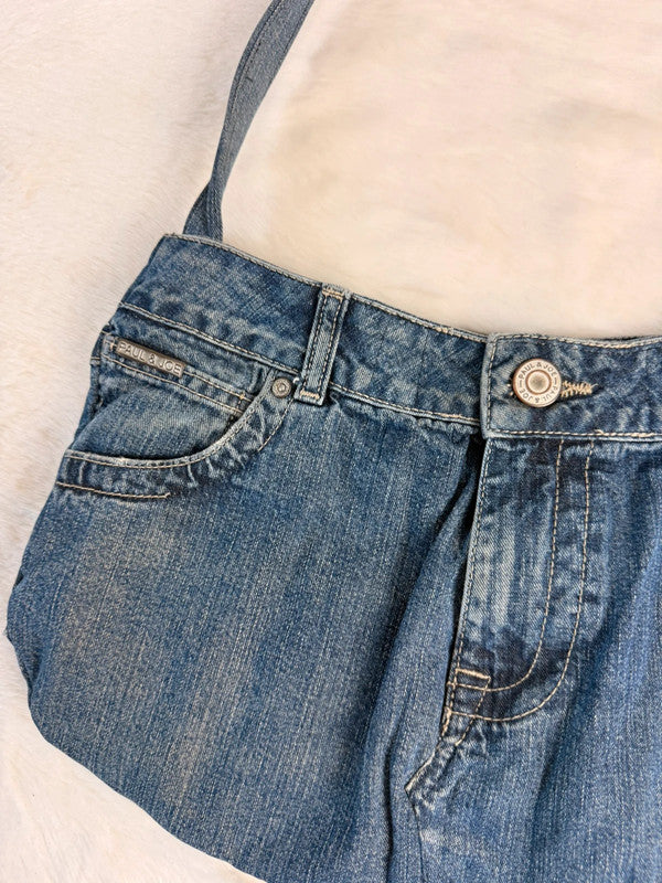 Sac à main en jean design unique fait main upcyclé retravaillé taille unique n•953