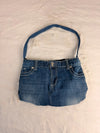 Sac à main en jean design unique fait main upcyclé retravaillé taille unique n•954