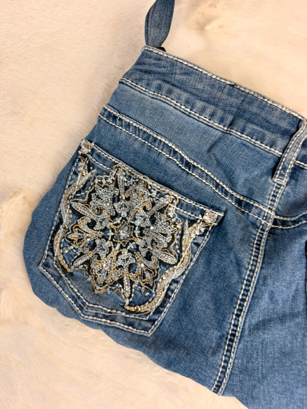 Sac à main en jean design unique fait main upcyclé retravaillé taille unique n•955