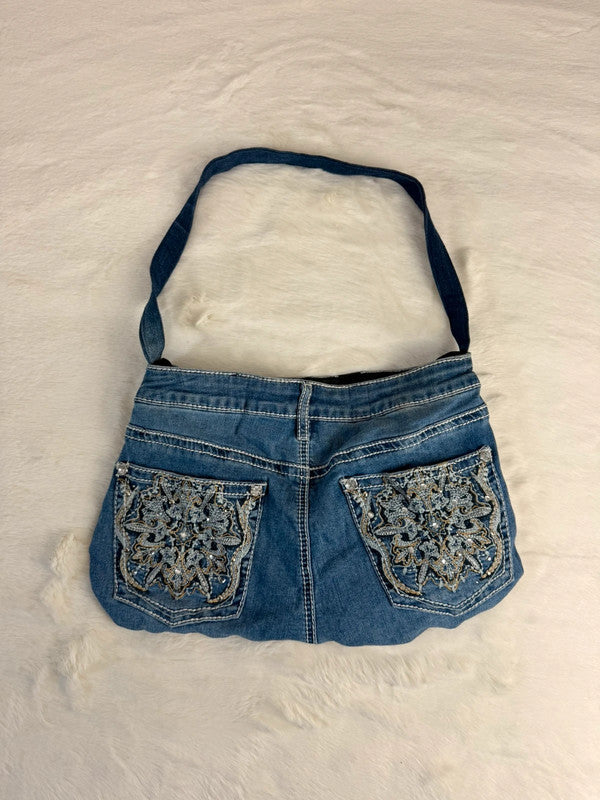 Sac à main en jean design unique fait main upcyclé retravaillé taille unique n•955