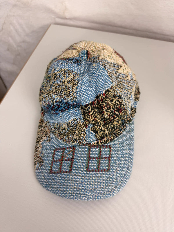 Casquette en tapisserie unisexe unique fait main upcyclé retravaillé et tissé taille unique n•966