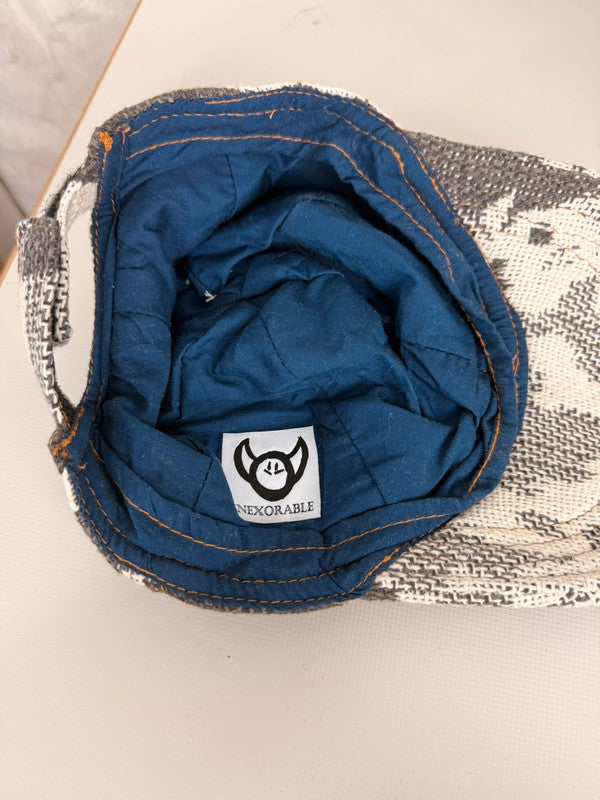Casquette en tapisserie unisexe unique fait main upcyclé retravaillé et tissé taille unique n•985