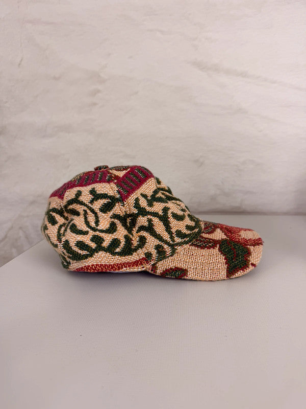 Casquette en tapisserie unisexe unique fait main upcyclé retravaillé et tissé taille unique n•986