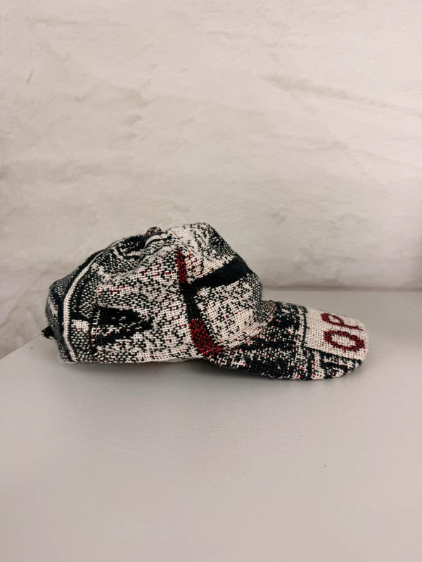 Casquette en tapisserie unisexe unique fait main upcyclé retravaillé et tissé taille unique n•988