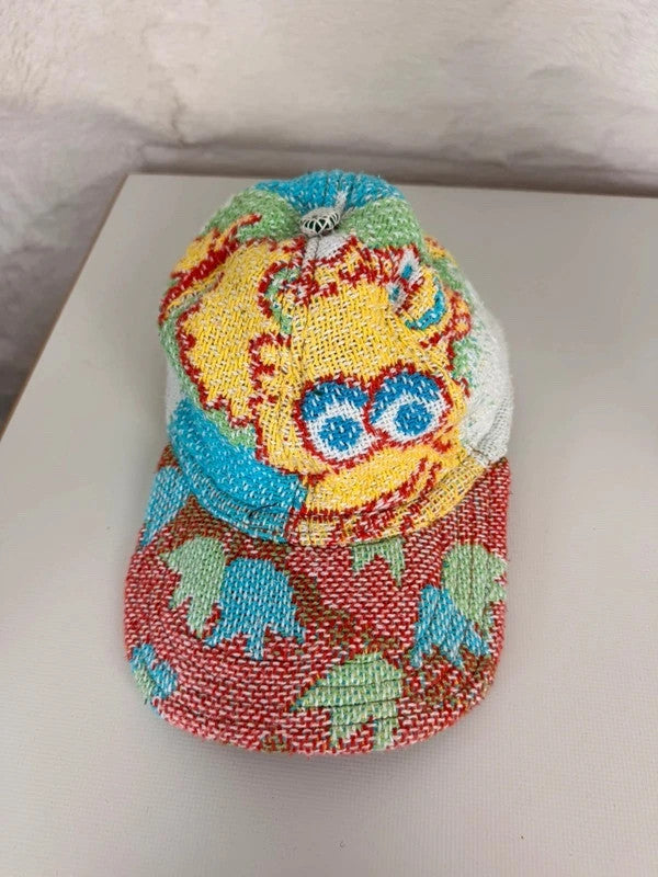 Casquette en tapisserie design unique fait main upcyclé retravaillé et tissé taille unique n•1012