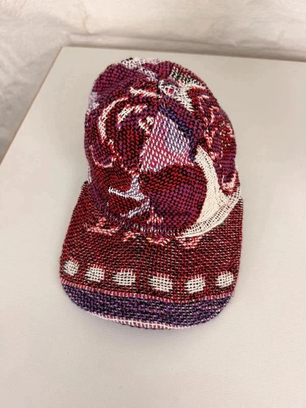 Casquette en tapisserie design unique fait main upcyclé retravaillé et tissé taille unique n•1017
