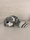 Casquette en tapisserie design unique fait main upcyclé retravaillé et tissé taille unique n•1018