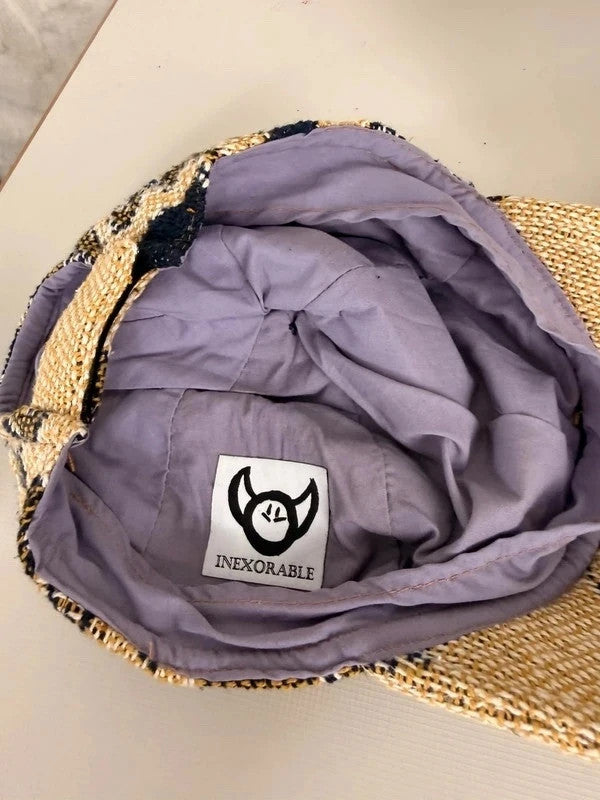 Casquette en tapisserie design unique fait main upcyclé retravaillé et tissé taille unique n•1028