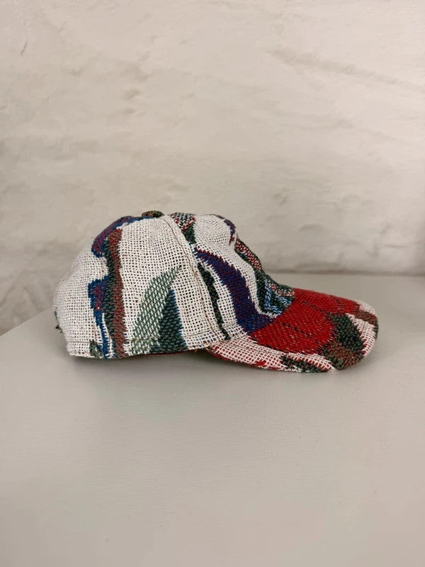 Casquette en tapisserie design unique fait main upcyclé retravaillé et tissé taille unique n•1032