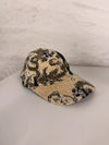 Casquette en tapisserie design unique fait main upcyclé retravaillé et tissé taille unique n•1033
