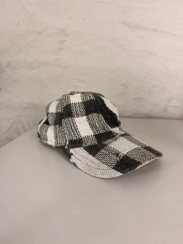 Casquette en tapisserie design unique fait main upcyclé retravaillé et tissé taille unique n•1035