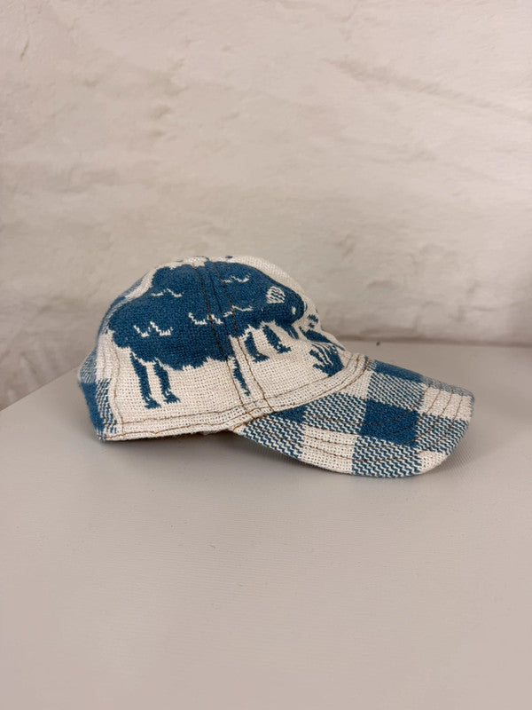 Casquette en tapisserie unisexe unique fait main upcyclé retravaillé et tissé taille unique n•1042