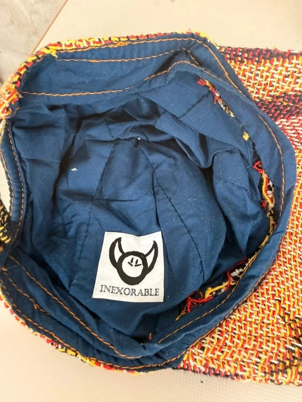 Casquette en tapisserie unisexe unique fait main upcyclé retravaillé et tissé taille unique n•1045