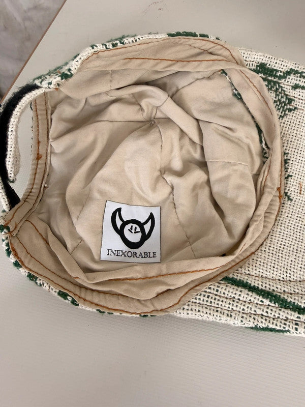 Casquette en tapisserie unisexe unique fait main upcyclé retravaillé et tissé taille unique n•1046