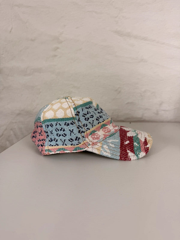 Casquette en tapisserie unisexe unique fait main upcyclé retravaillé et tissé taille unique n•1048
