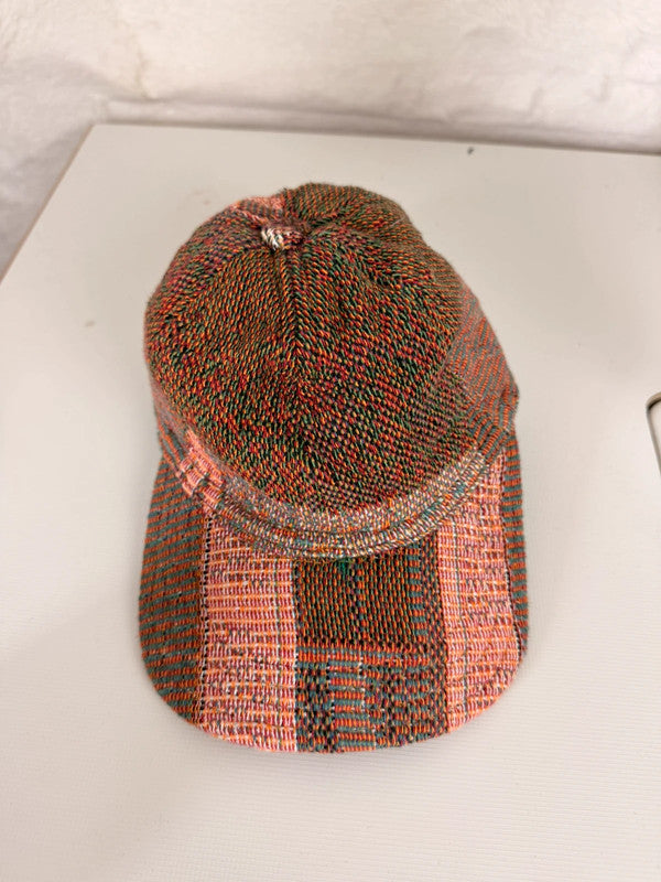 Casquette en tapisserie unisexe unique fait main upcyclé retravaillé et tissé taille unique n•1049