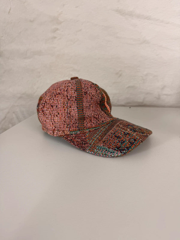 Casquette en tapisserie unisexe unique fait main upcyclé retravaillé et tissé taille unique n•1050