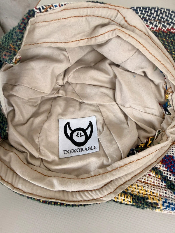 Casquette en tapisserie unisexe unique fait main upcyclé retravaillé et tissé taille unique n•1054