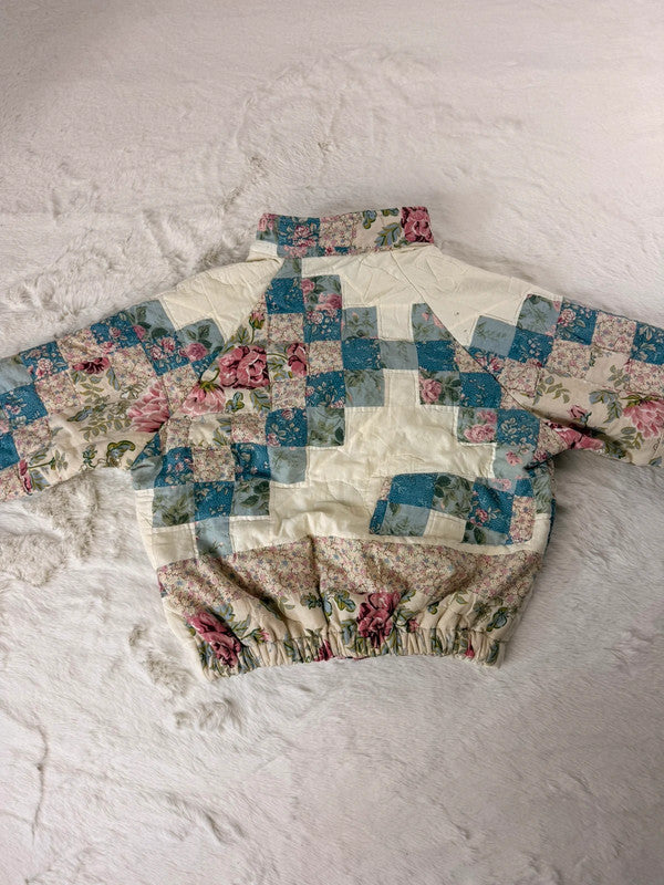 Veste en quilt crop style sportswear design unique vintage fait main upcyclé retravaillé M n•1106