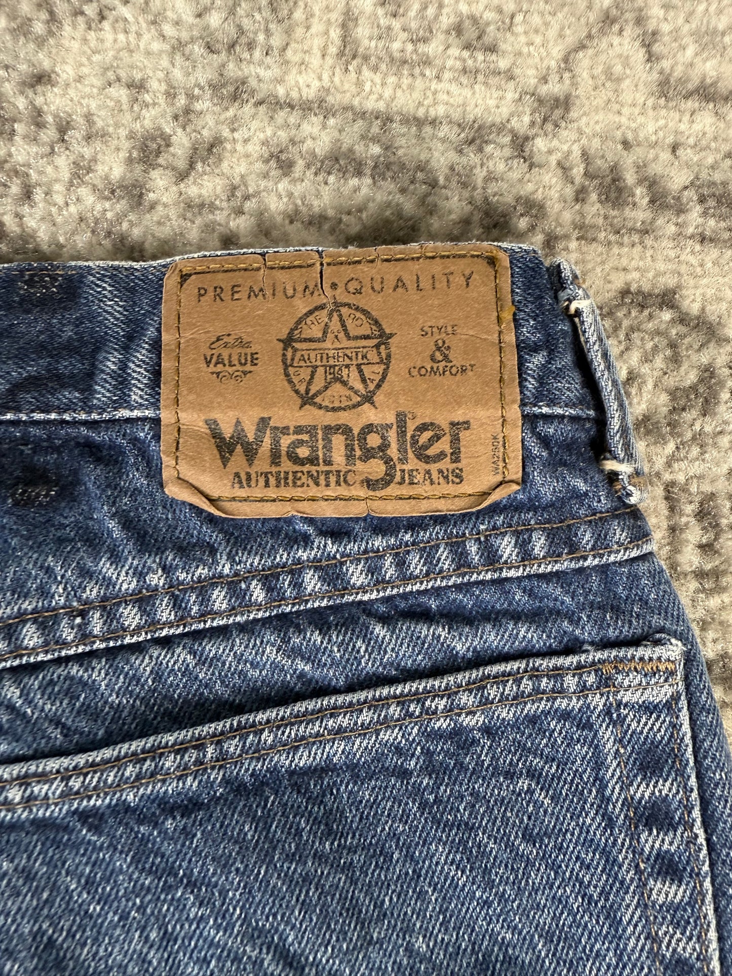 Pantalon baggy en denim upcyclé large style skater streetwear y2k hip-hop 90’s - Pièce unique L n•5