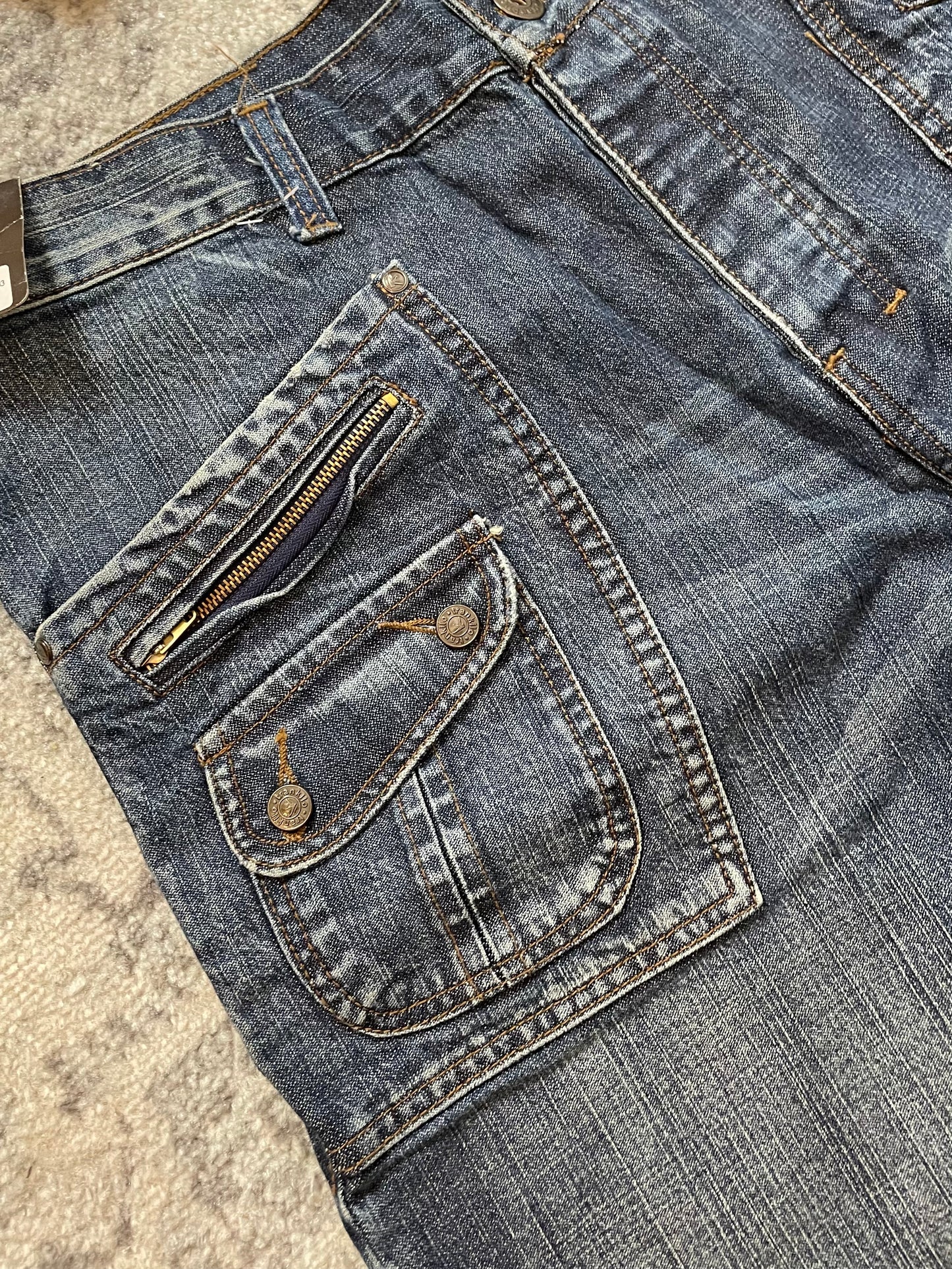 Pantalon en jean coupe skater baggy Trankilo brodé croix 100% coton